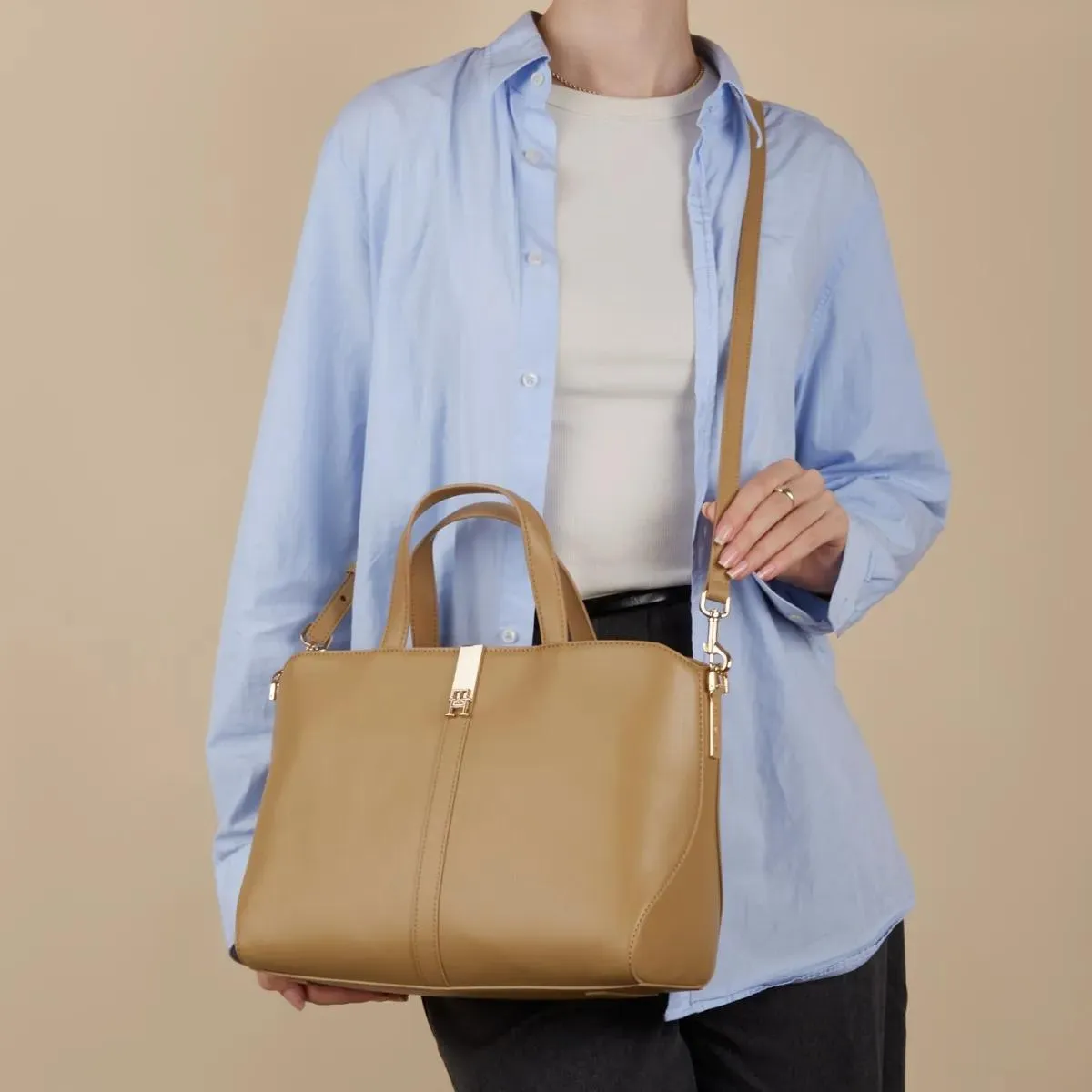   Tommy Hilfiger  Tommy Hilfiger Heritage Beige Handtasche AW0AW1631 Beige  Crossbody Bag 